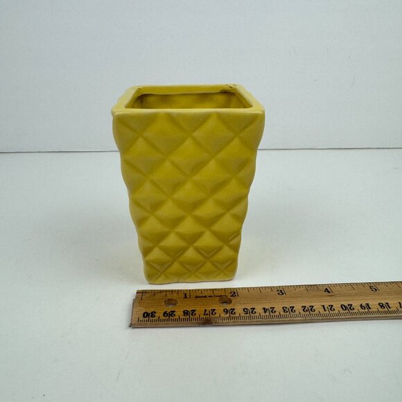 Small Vtg Yellow Rectangle Square Ceramic Planter Pot Diamond Shape Textured‎ - Picture 8 of 10
